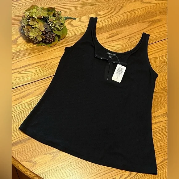 Torrid Everyday Ribbed Scoop Neck Hook and Eye Tank- 1X- Black NWT! 🖤 - Picture 7 of 13